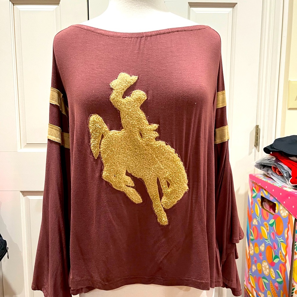 Wyoming Cowboys Top